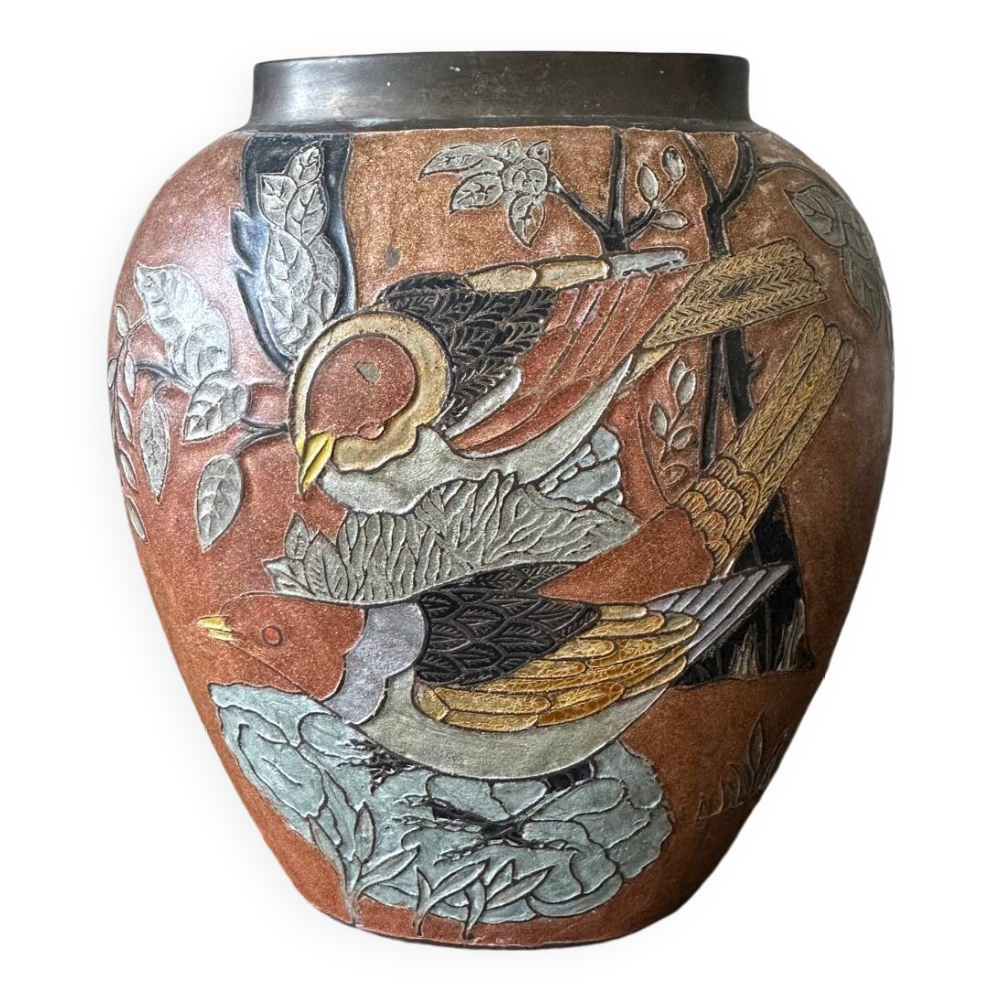 Vase en laiton émaillé