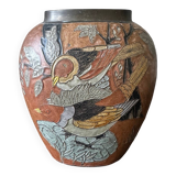 Vase en laiton émaillé