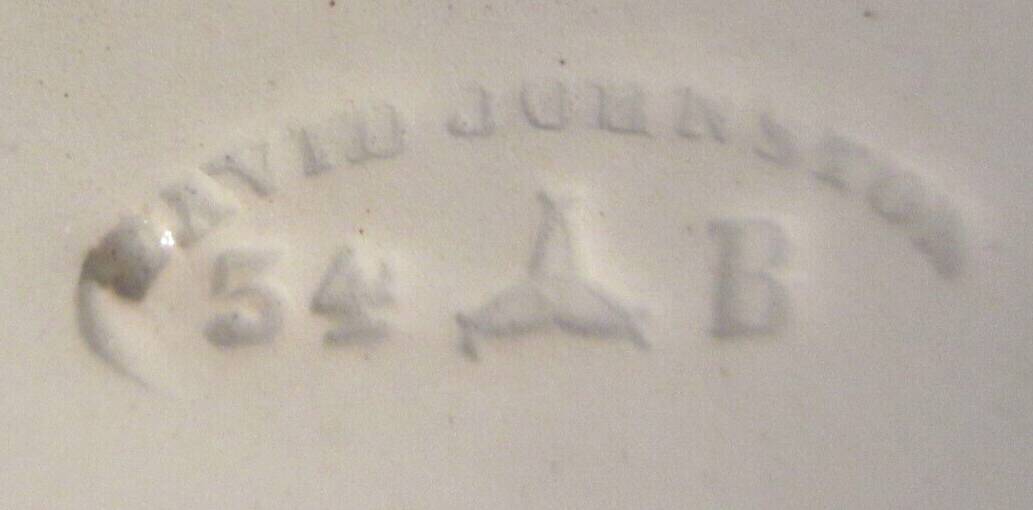 English dessert plate signed David Johnston & Cie: Black and white landscape