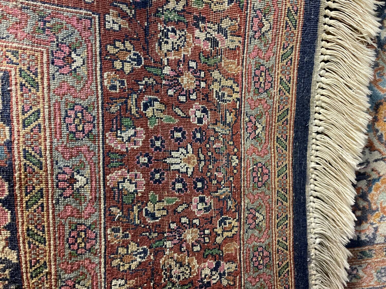 Handmade wool Iranian carpet - 2.45m x 1.40m