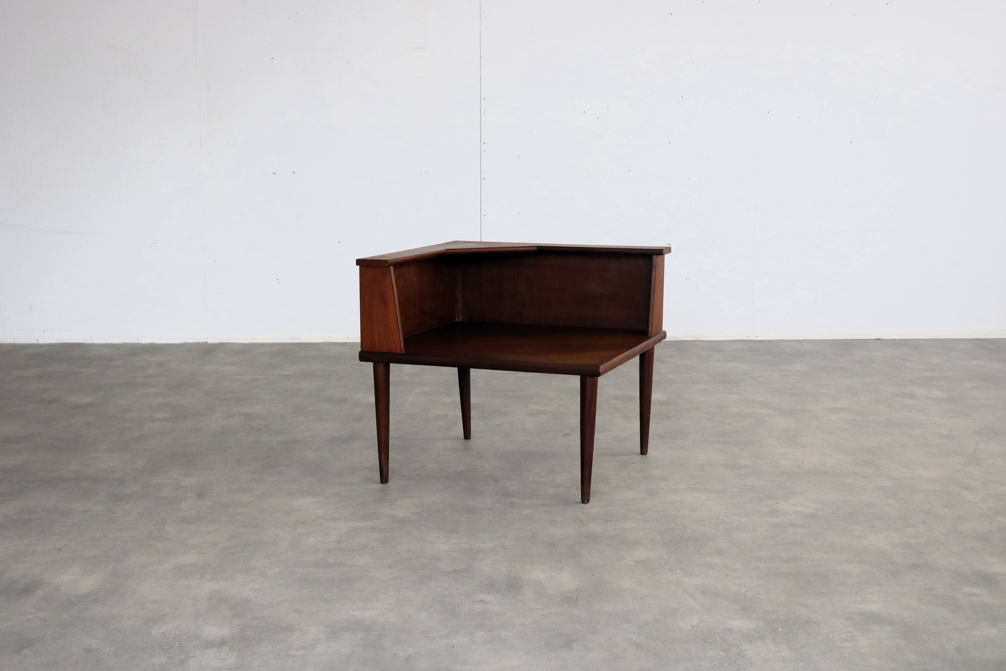 Table basse vintage | table d'angle | années 1960 | Suède