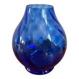 Vase en verre rond bleu cobalt avec nervures, verre semi-translucide soufflé à la main