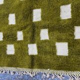 Handcrafted wool rug 200cm x 300cm