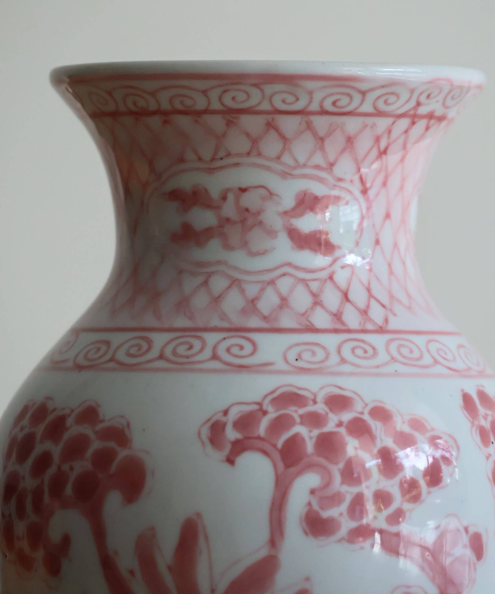 Chinese style flower vase with red and white flowers