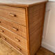 Commode en rotin vintage