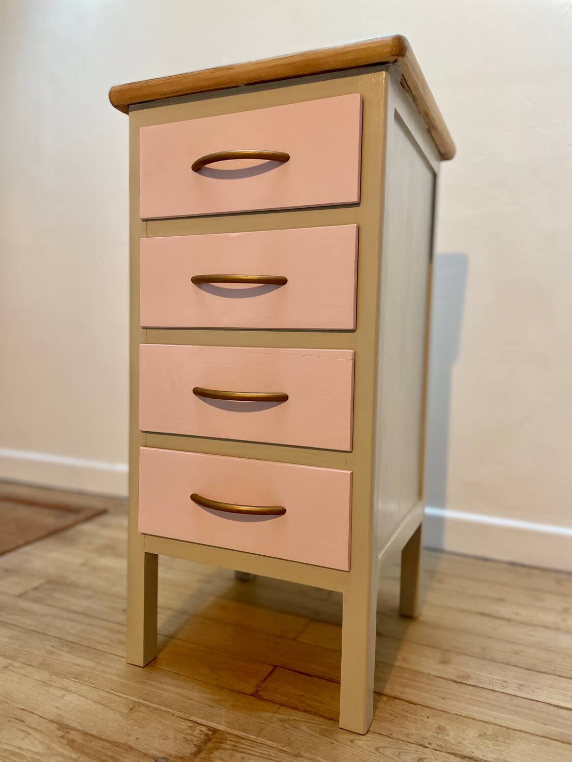 Beige and pale pink revamped 4-drawer bedside table