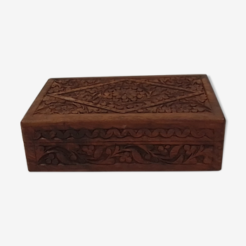 Rectangular wooden box deco hand-carved flowers