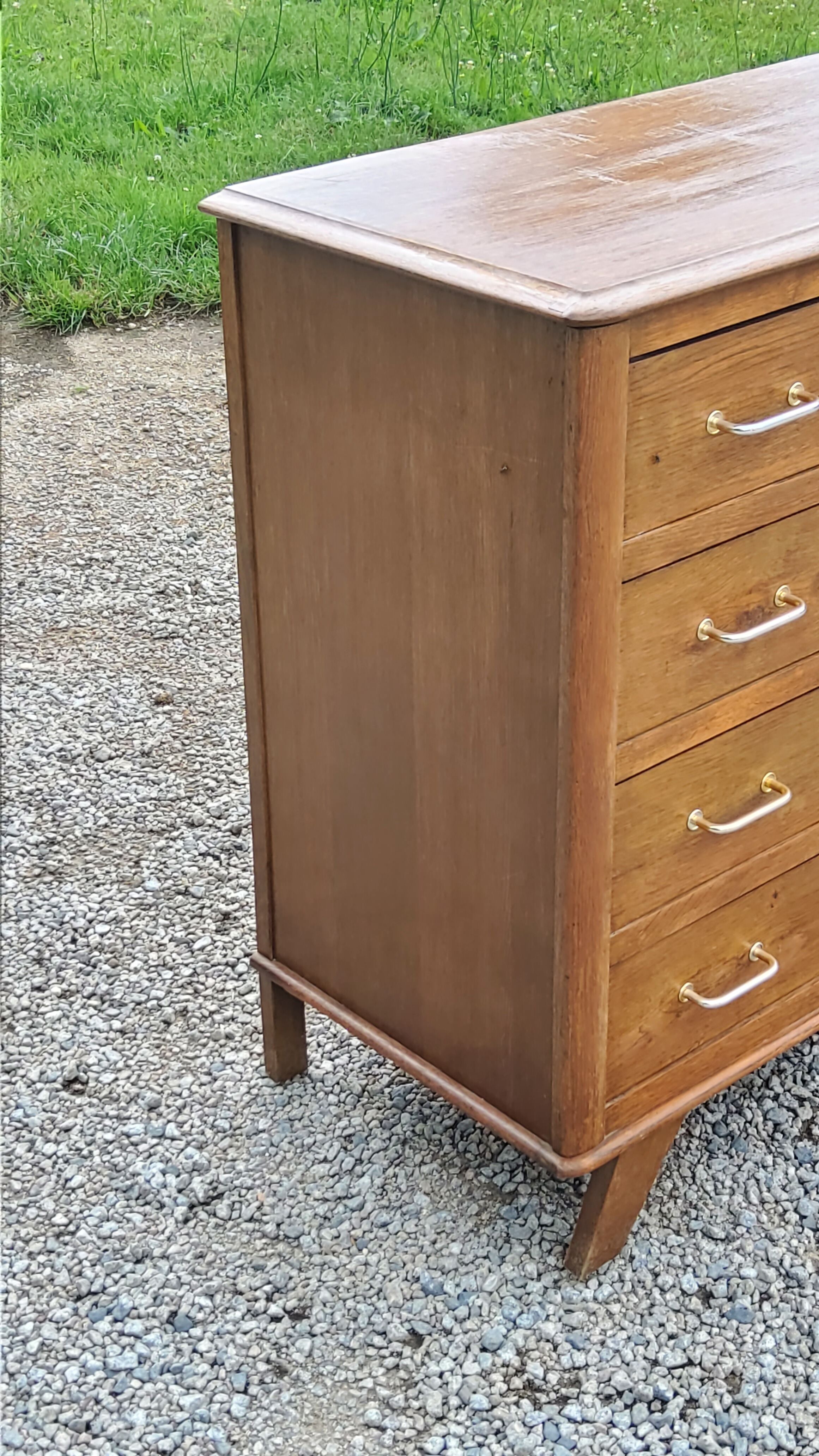 Vintage oak chest of drawers feet compass 4 drawers from the 50s