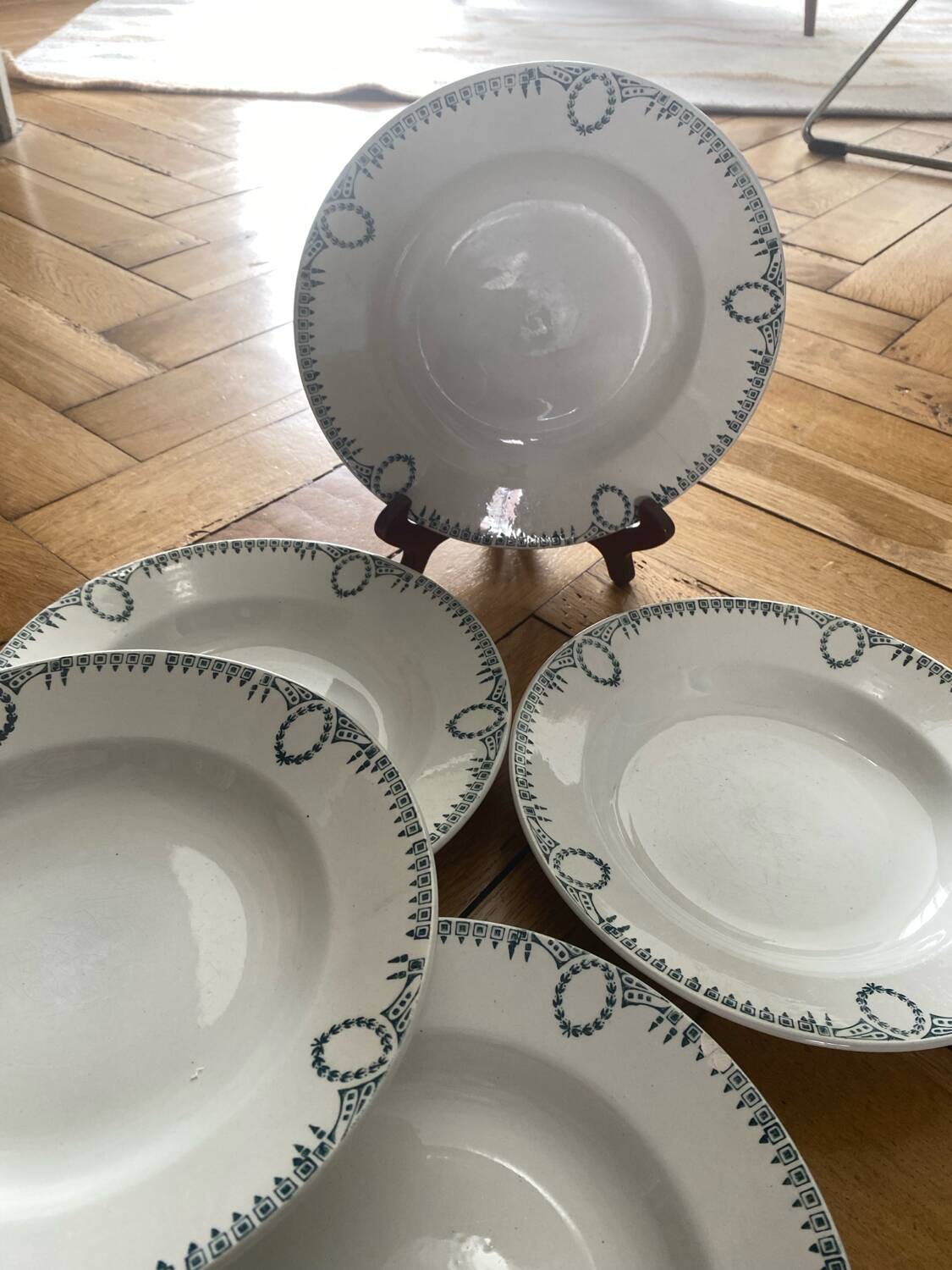 Set of 8 deep plates, Saint Amand ironstone.