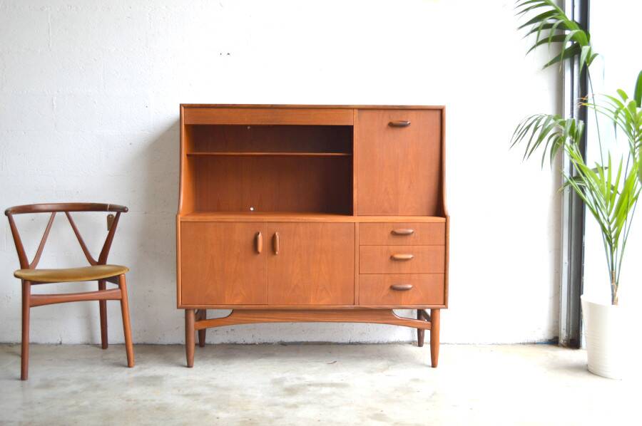 Tall sideboard by G-Plan * 124 cm
