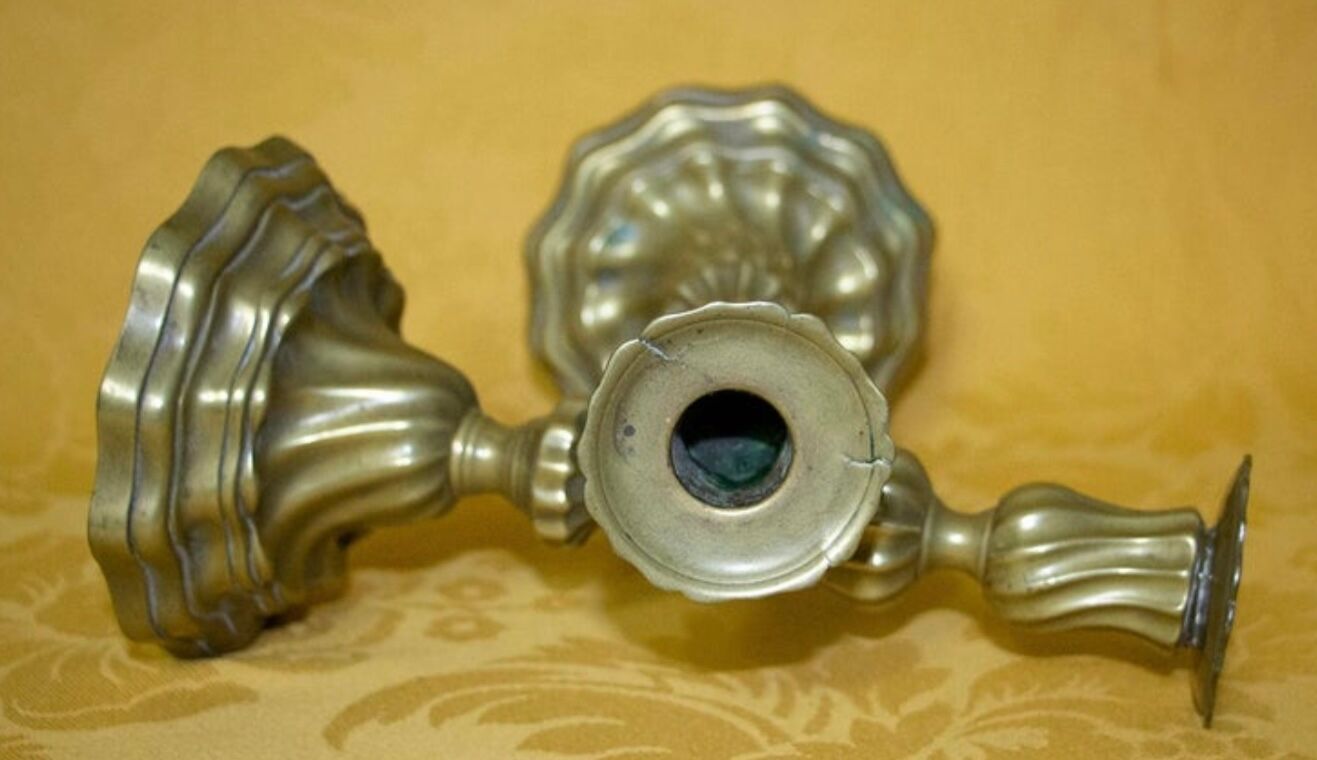 Pair of chandelier, gilded metal, Louis XV style, eighteenth century