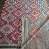 Handmade Indian Kilim 226x164cm