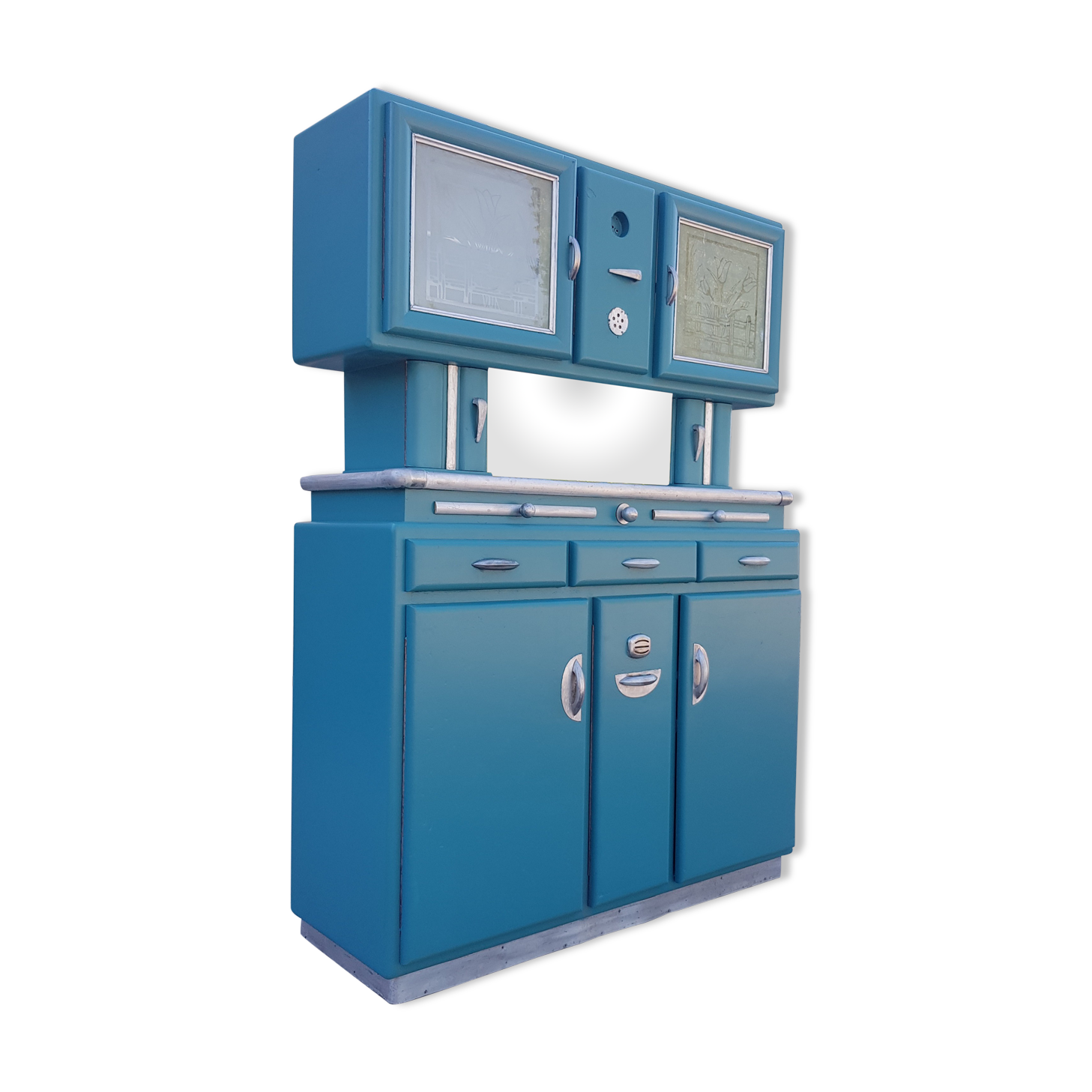 Buffet Mado completely restored and repainted