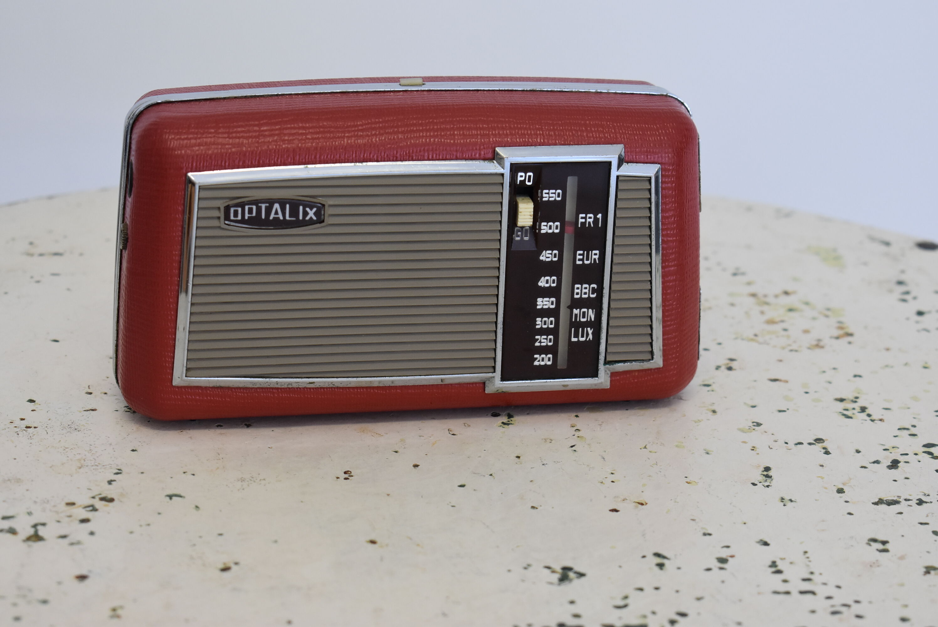 Vintage transistor optalix red