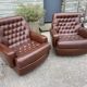 2 fauteuils en skaï vintage