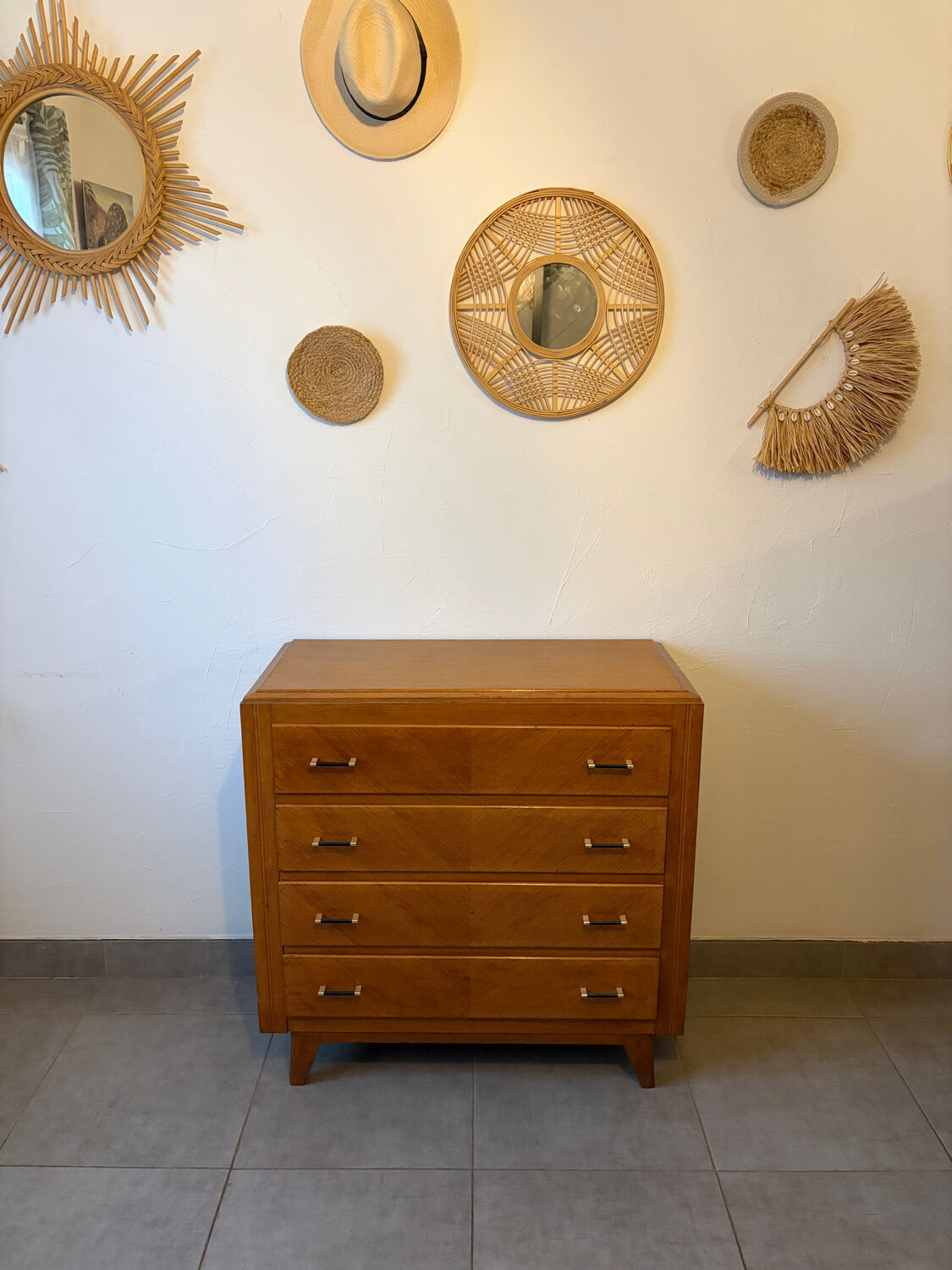 Très belle commode vintage en chêne miel