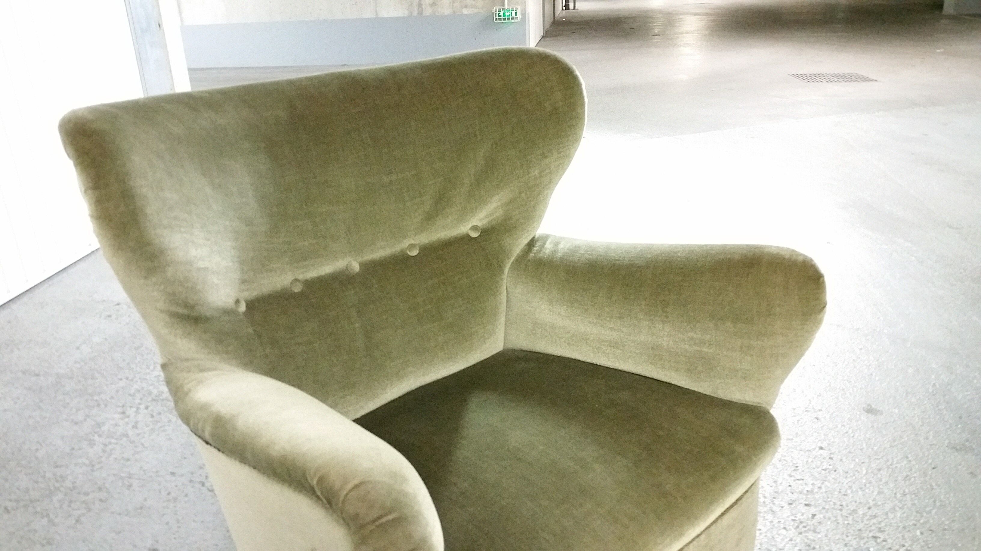 1/3 chairs Danish year 50 to ears