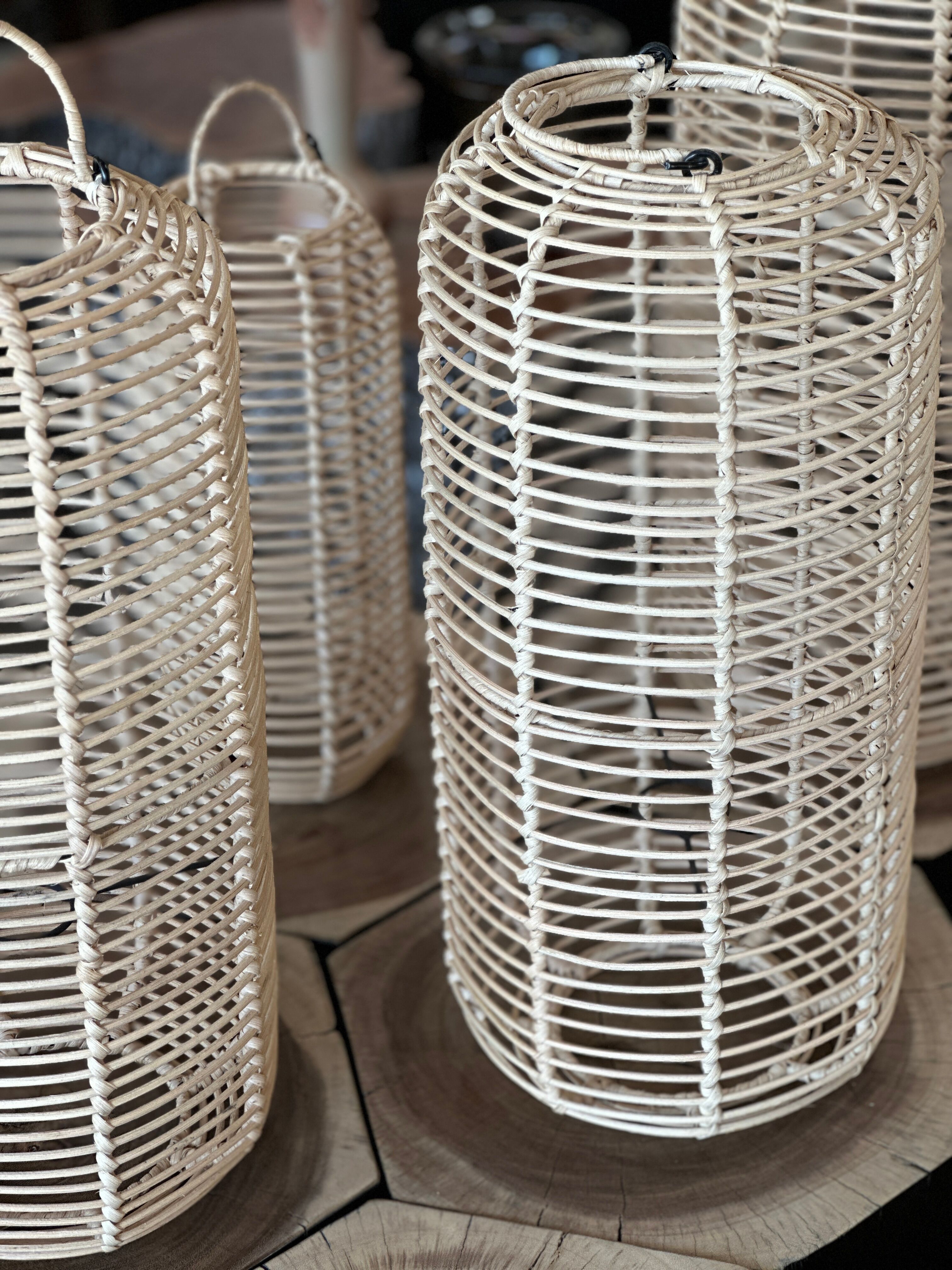 Large lantern-shaped rattan pendant lamp H50 D24