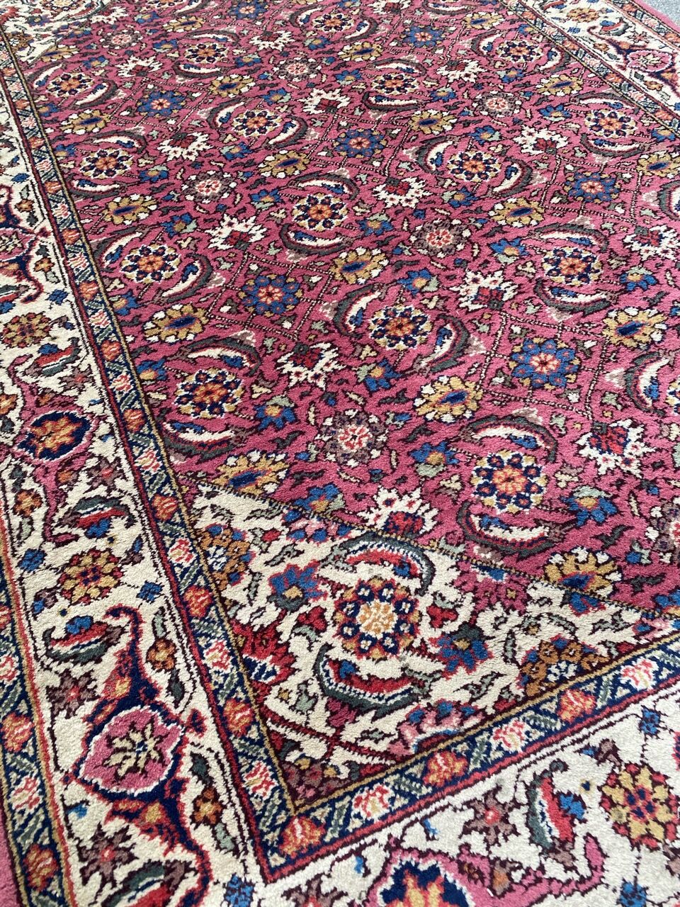 Beautiful vintage Transylvania handmade Persian style carpet 131x220 cm