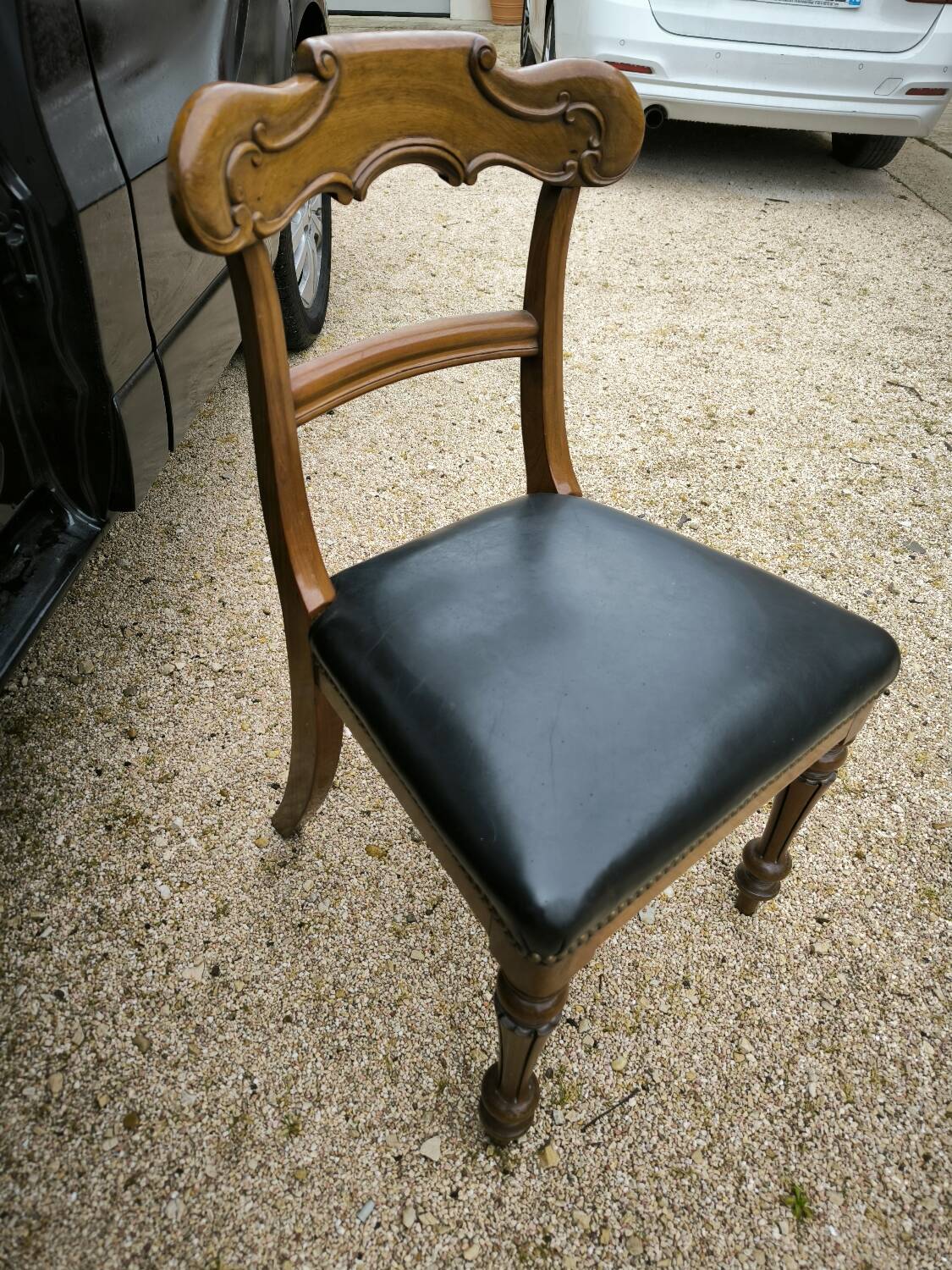 Set of 6 English chairs in mahogany and black leather