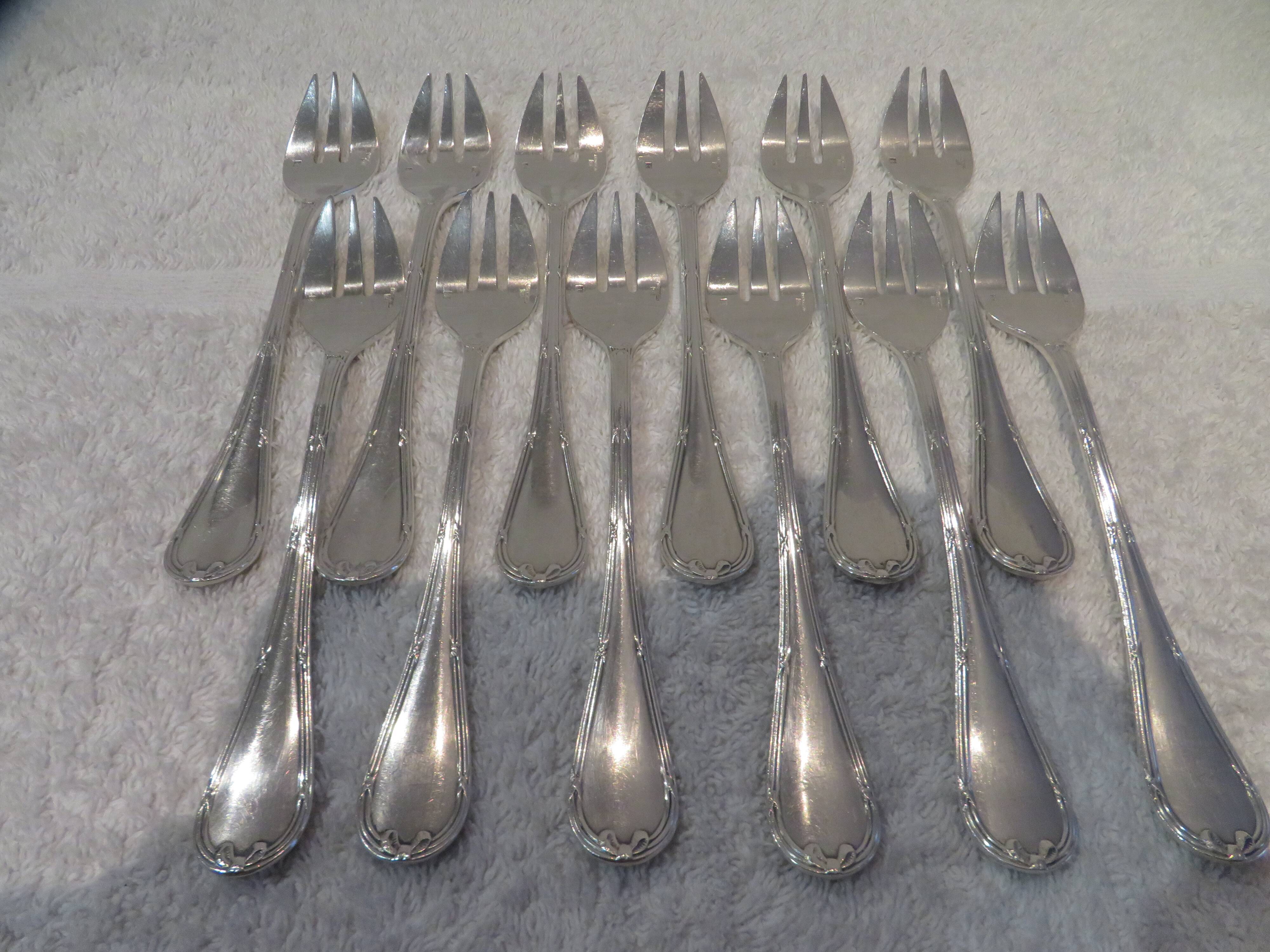 12 silver-plated oyster forks by Christofle Rubans Louis XVI
