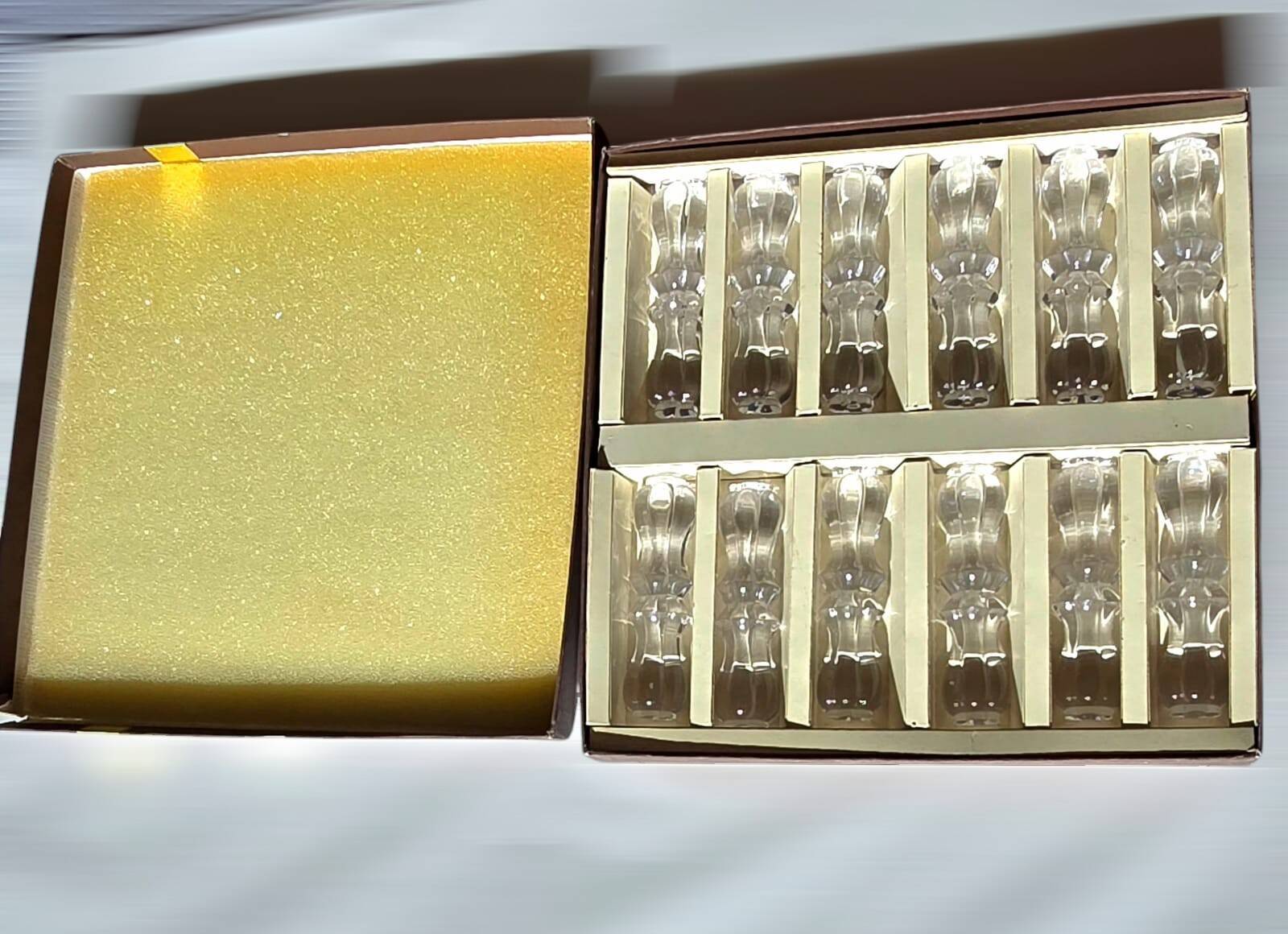 Set of 12 Chrystal knife rests from Cristalleries Royales de Champagne