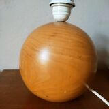 Pied de lampe boule en bois blond