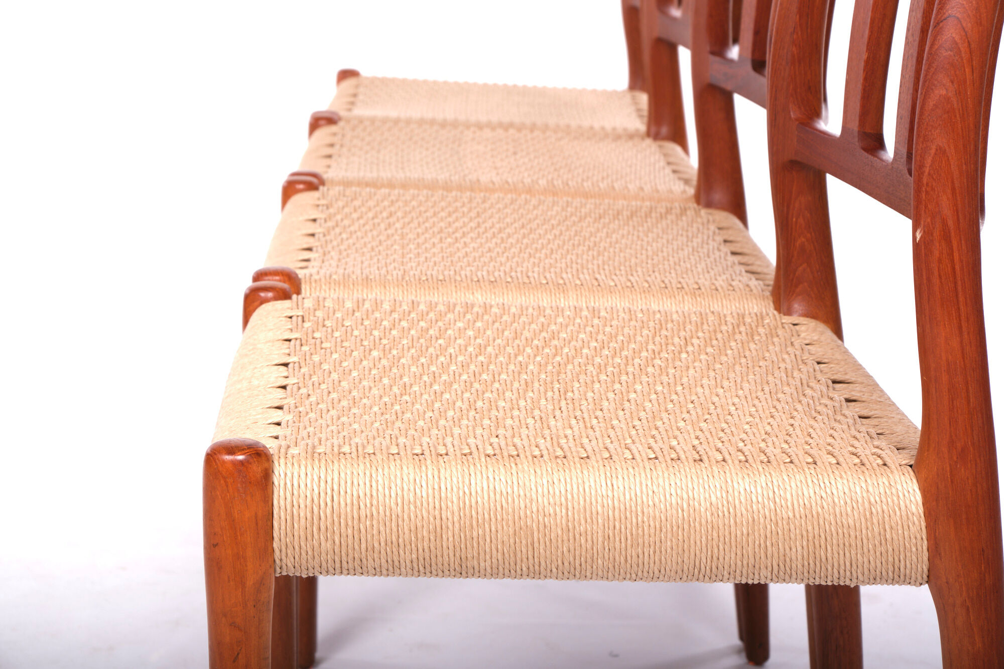 Quatre chaises de Niels Otto Möller en corde