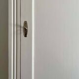 Armoire bonnetière parisienne