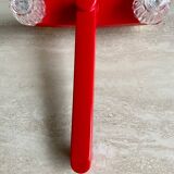 Robinet vintage rouge