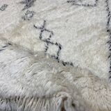 White black berbere abstract wool rug 175x266cm