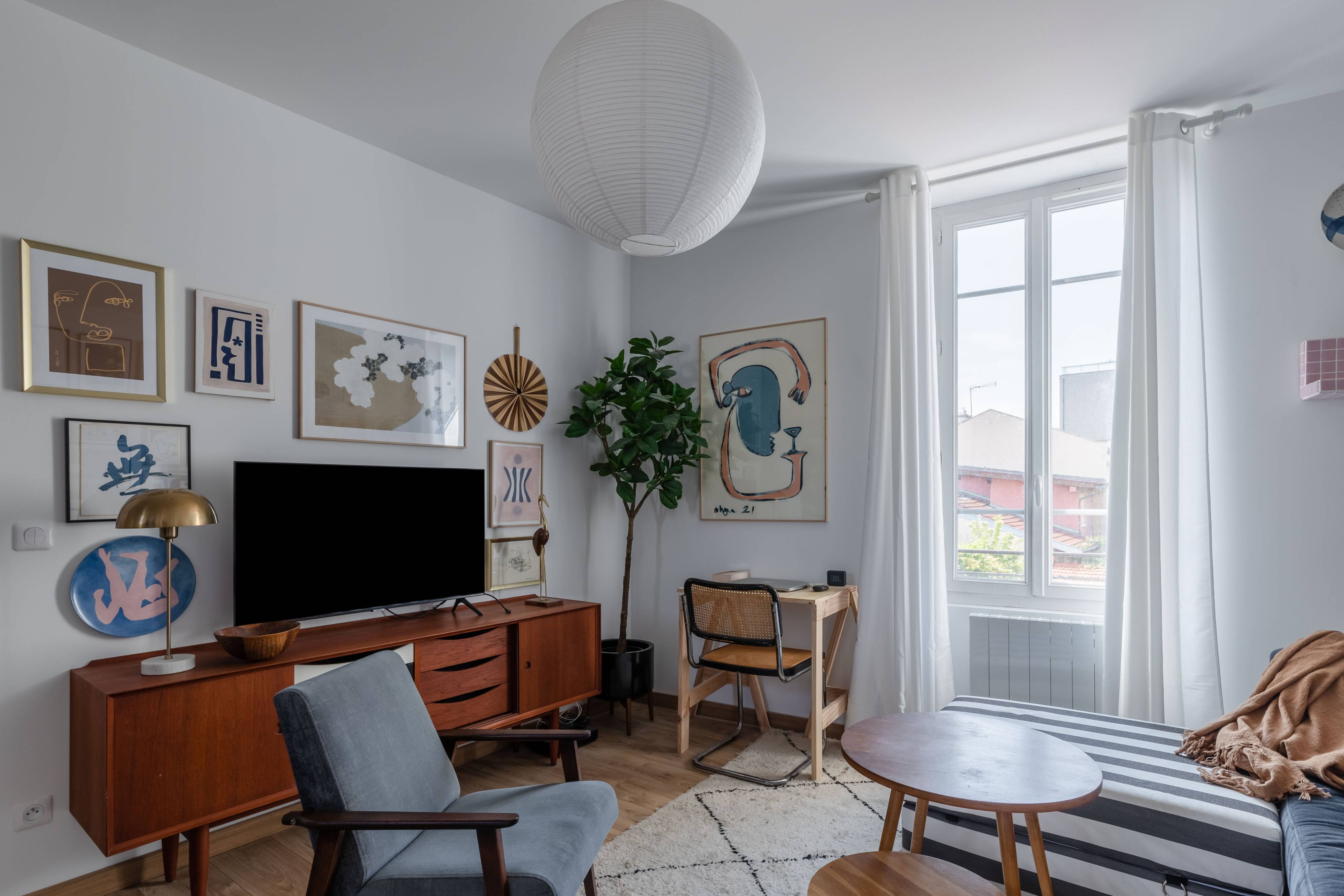 Pink and Blue Abstract Wall Decorative Plate