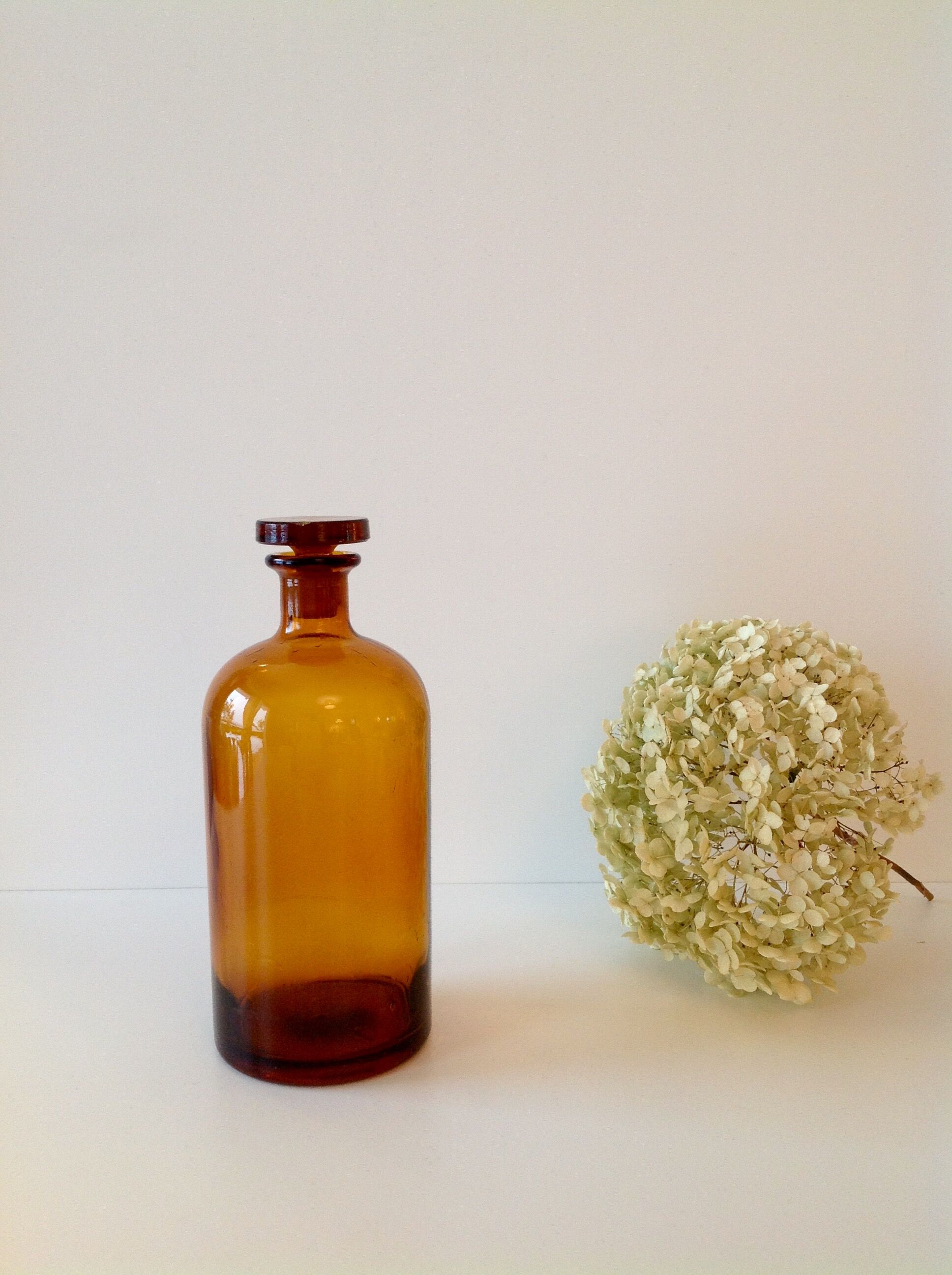 Apothecary bottle