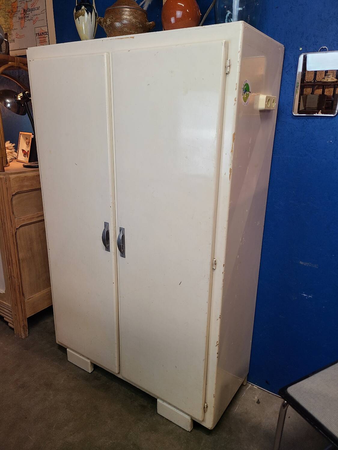 Vintage Mado cupboard 1950