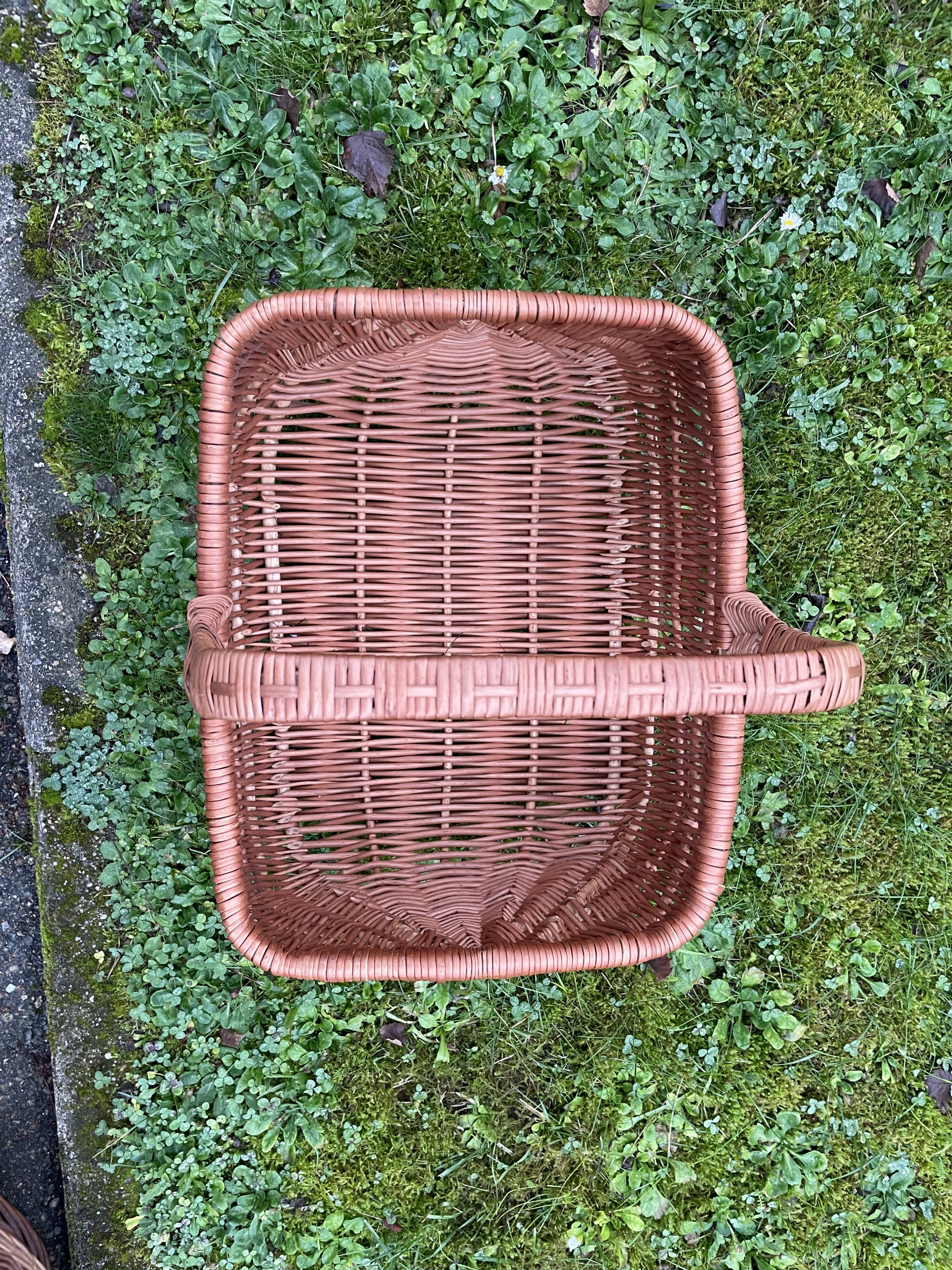 Grand panier en osier
