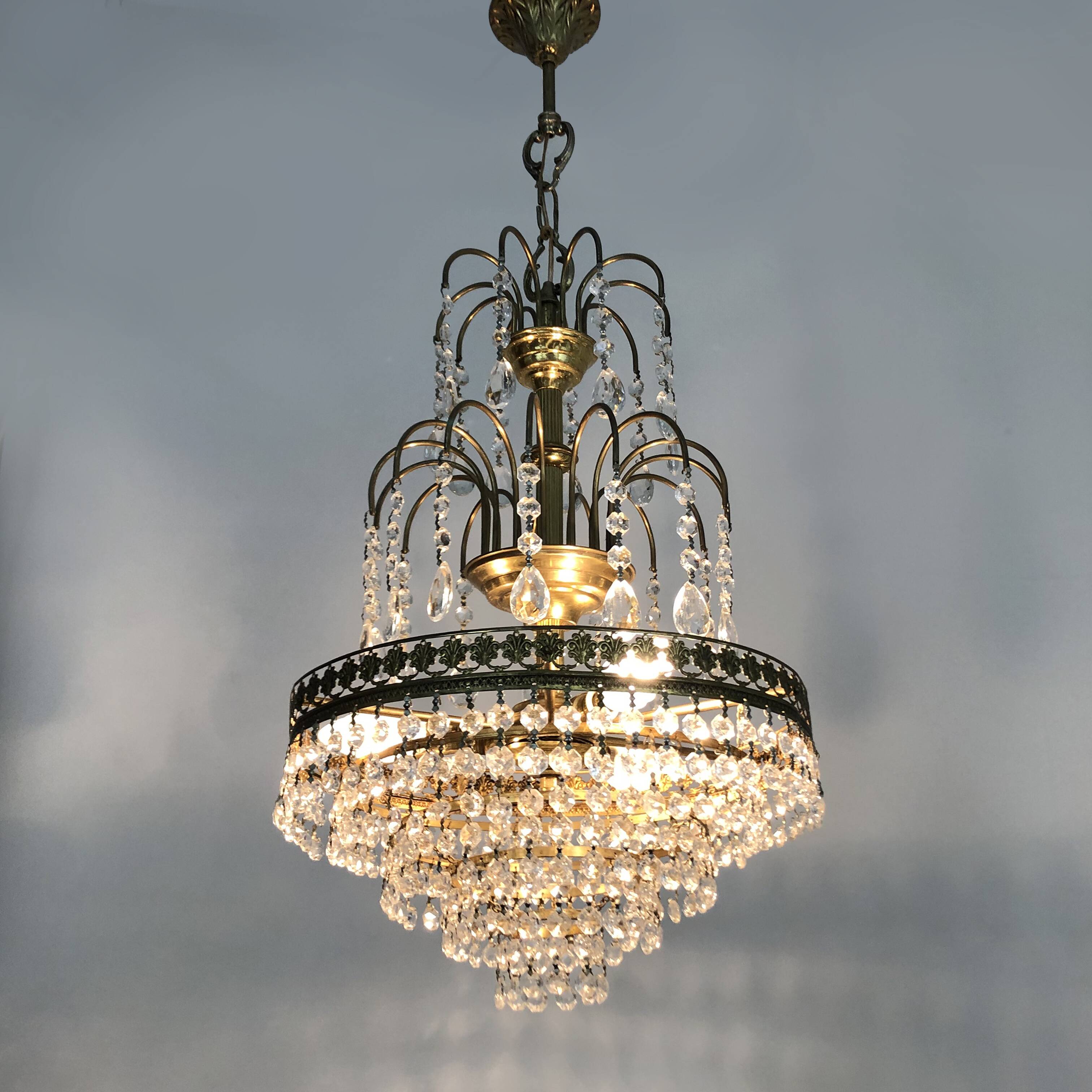 Chandelier, brass crown ceiling light, 5 floors, 3 lights, glass pendants. 60s