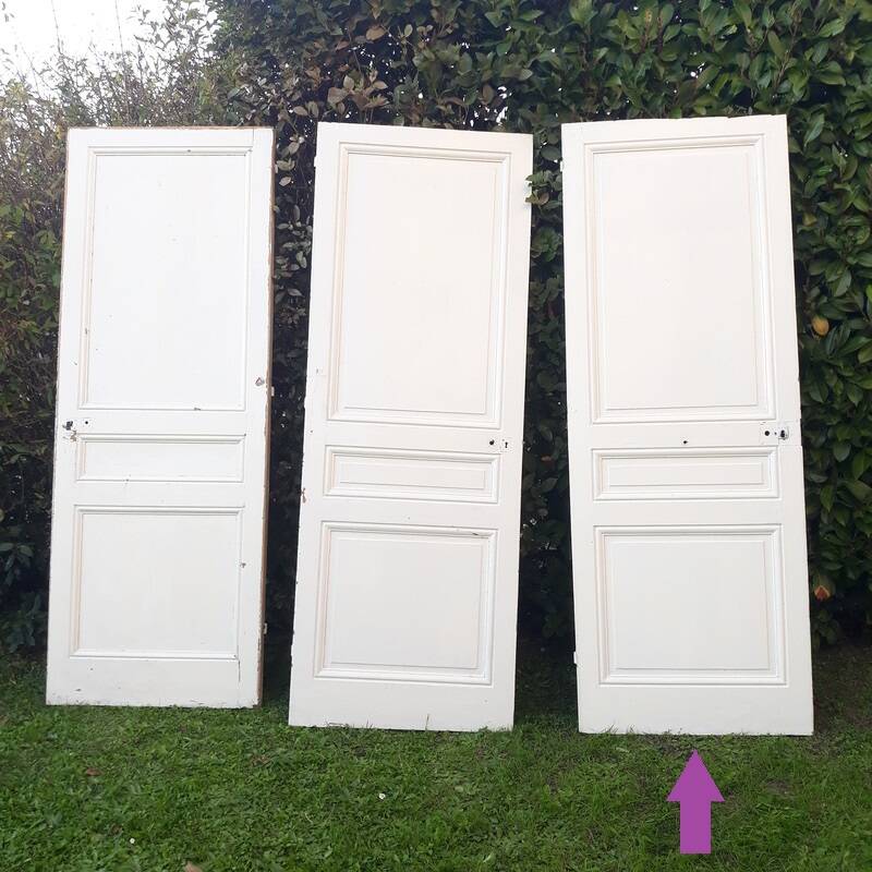 Communication door H219.5xL80cm, old panelled and moulded.