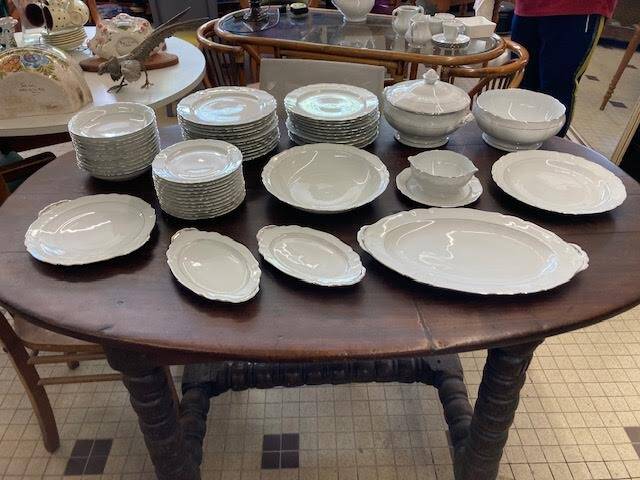 Limoges porcelain dinner service