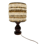 Lampe en bois avec abat-jour en laine et plastique années 70