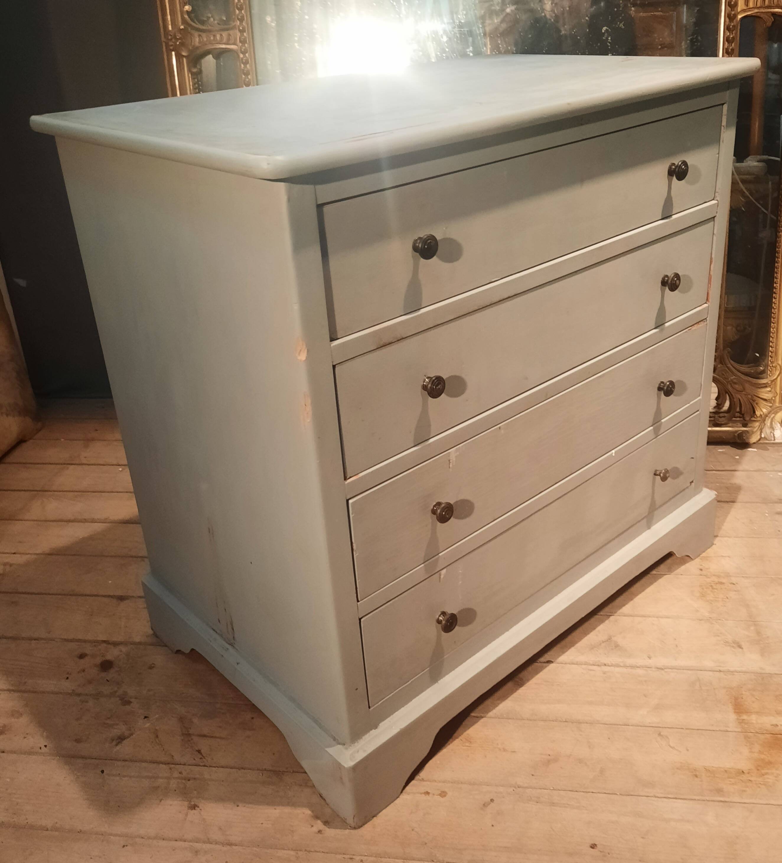 Louis Philippe style painted wooden chest of drawers
