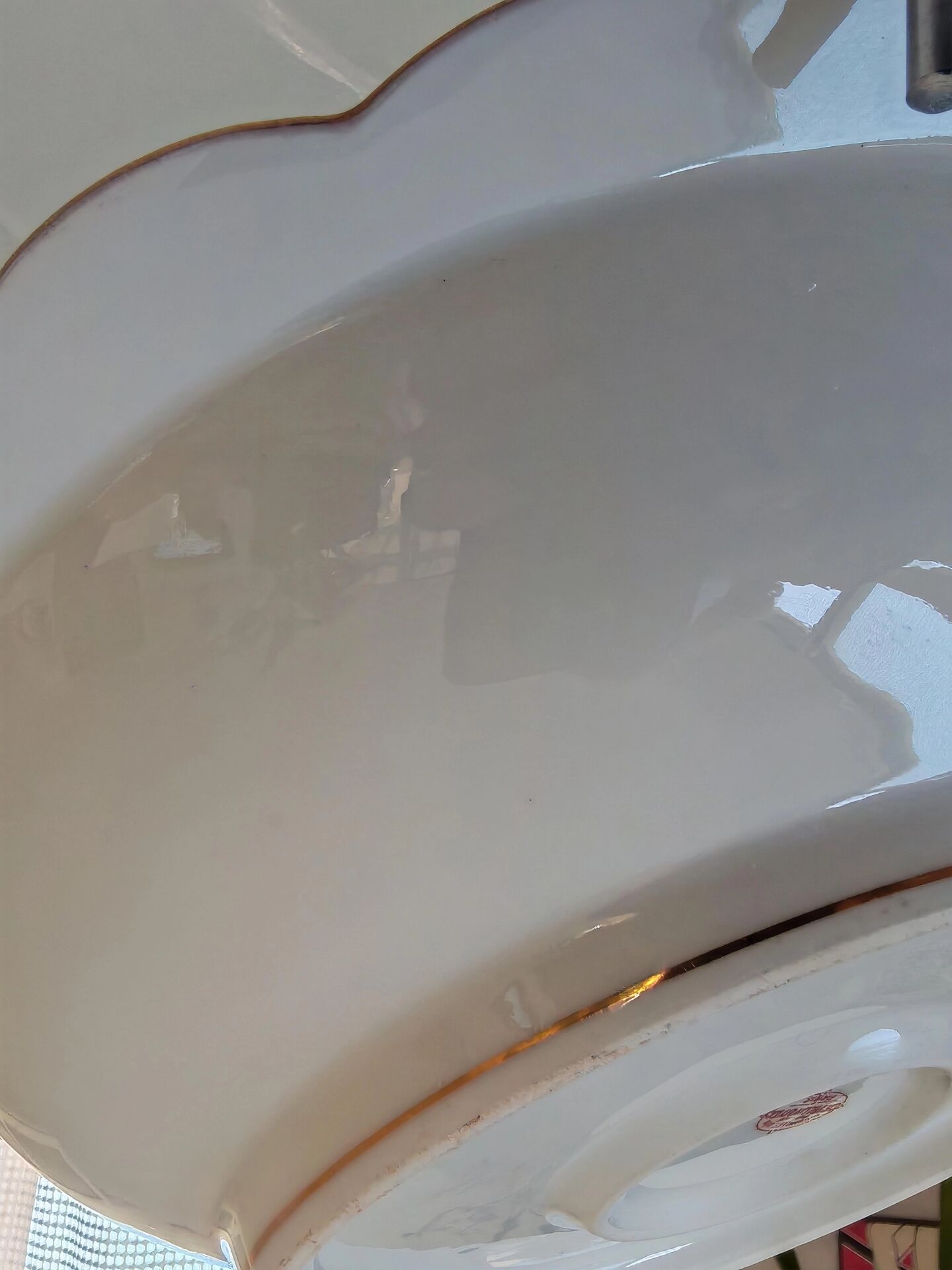 Superbe plat de service fin XIX ème décor or et bleu