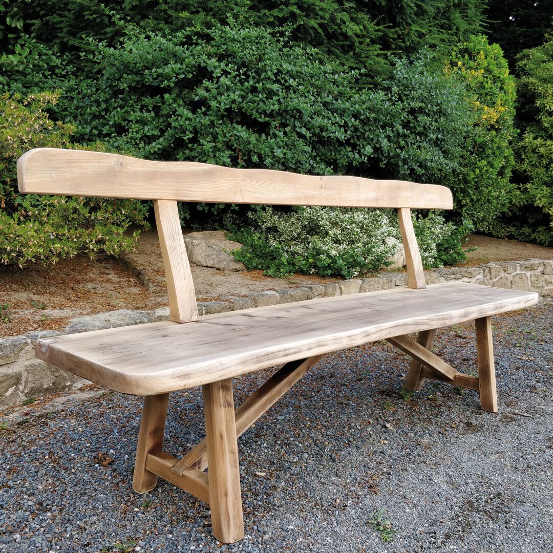 Wooden bench design brutalism