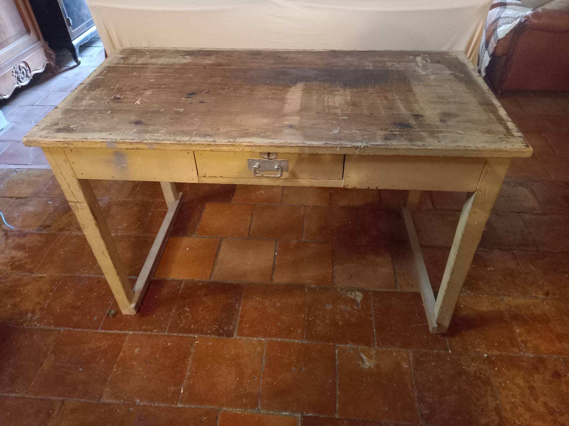 Rustic kitchen table