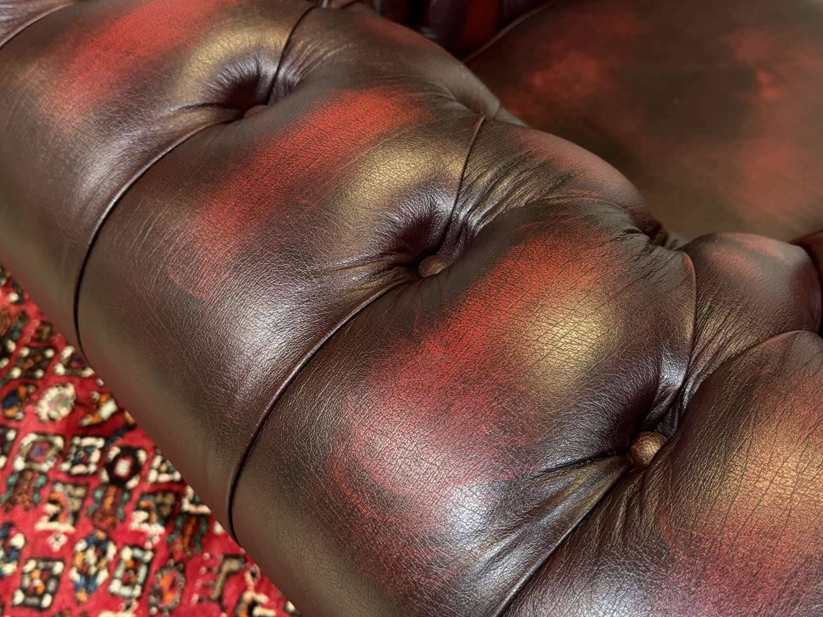 90s red leather Chesterfield armchair