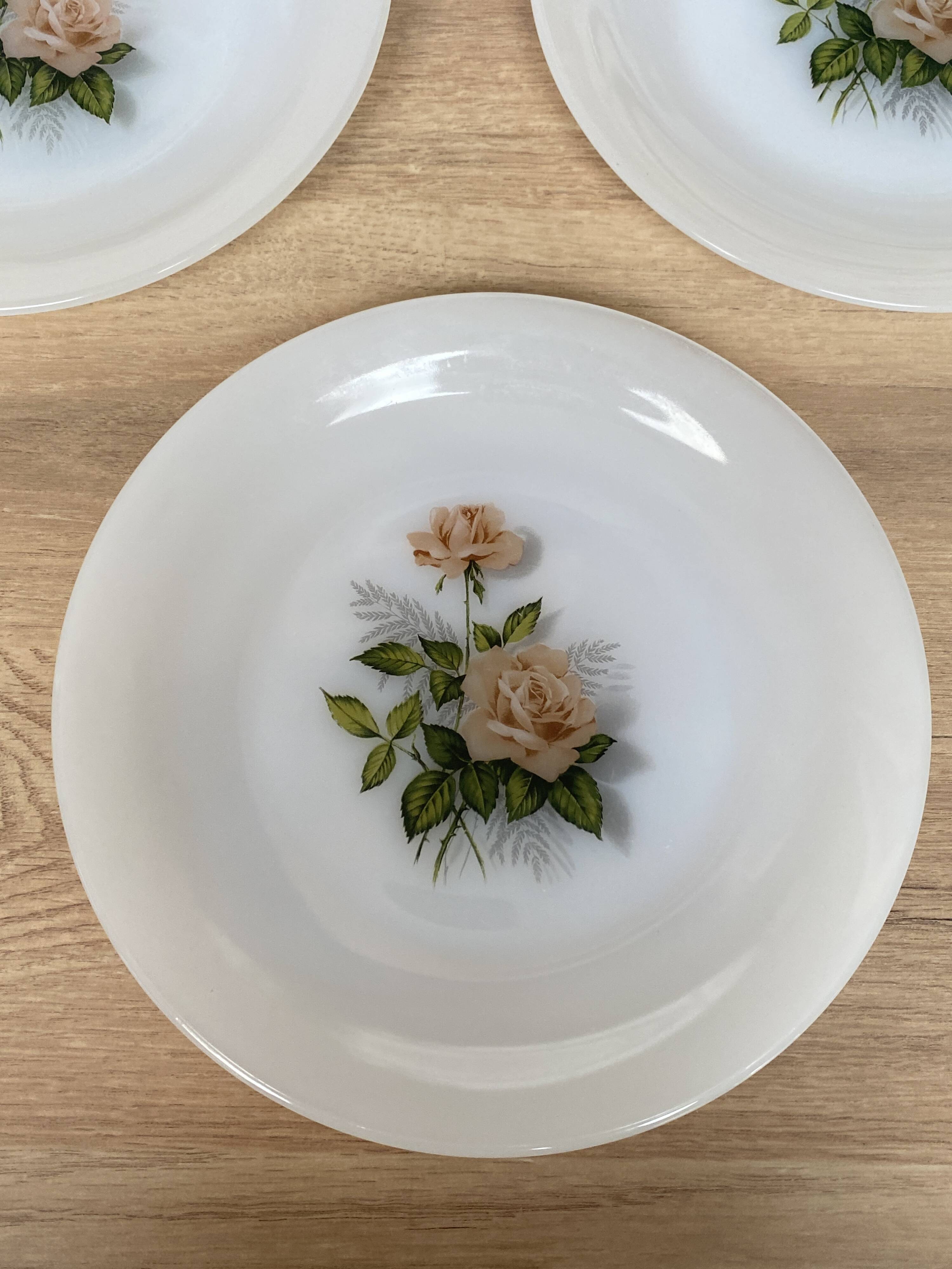 Set of 6 Arcopal Rose de France dessert plates
