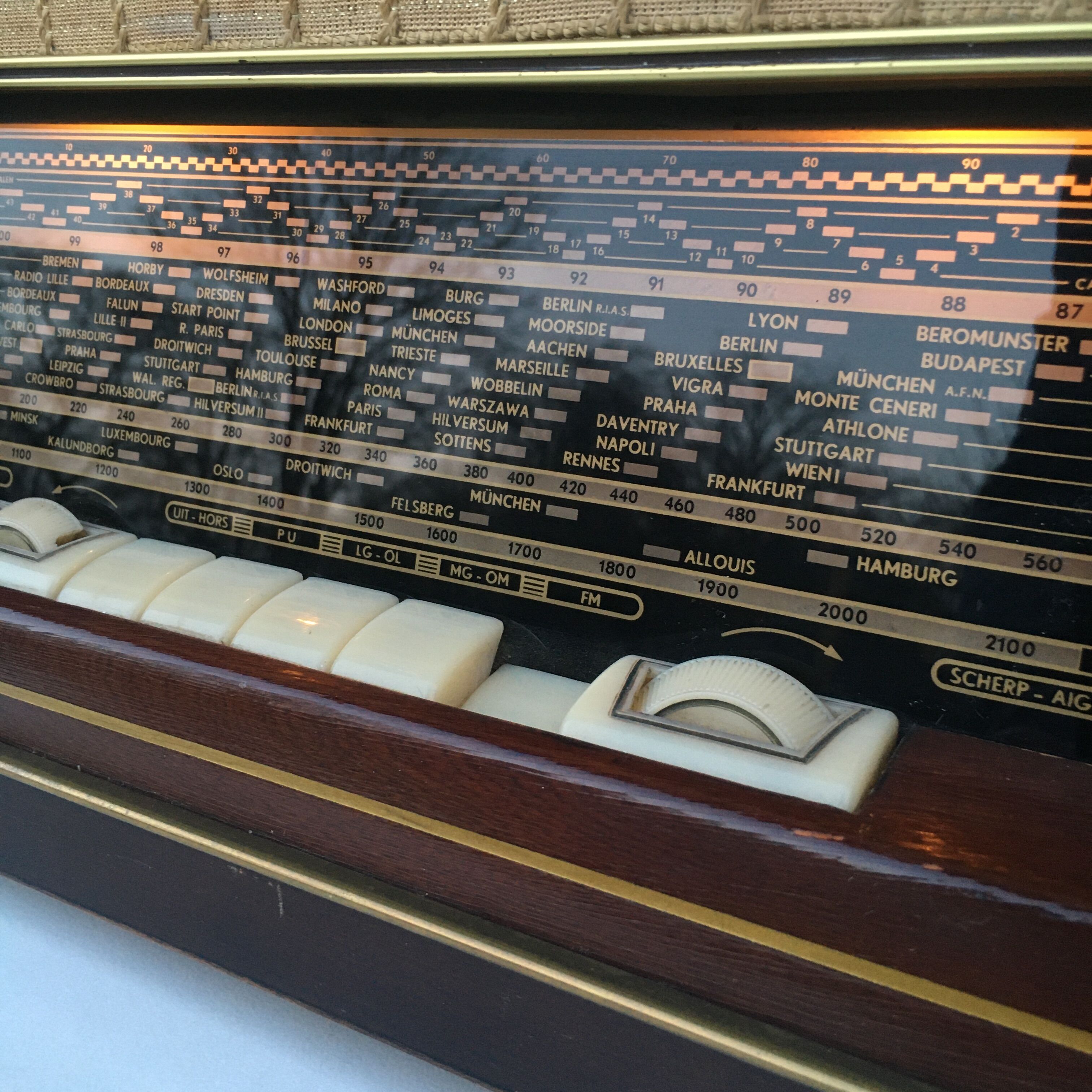 Wooden radio Radiobell