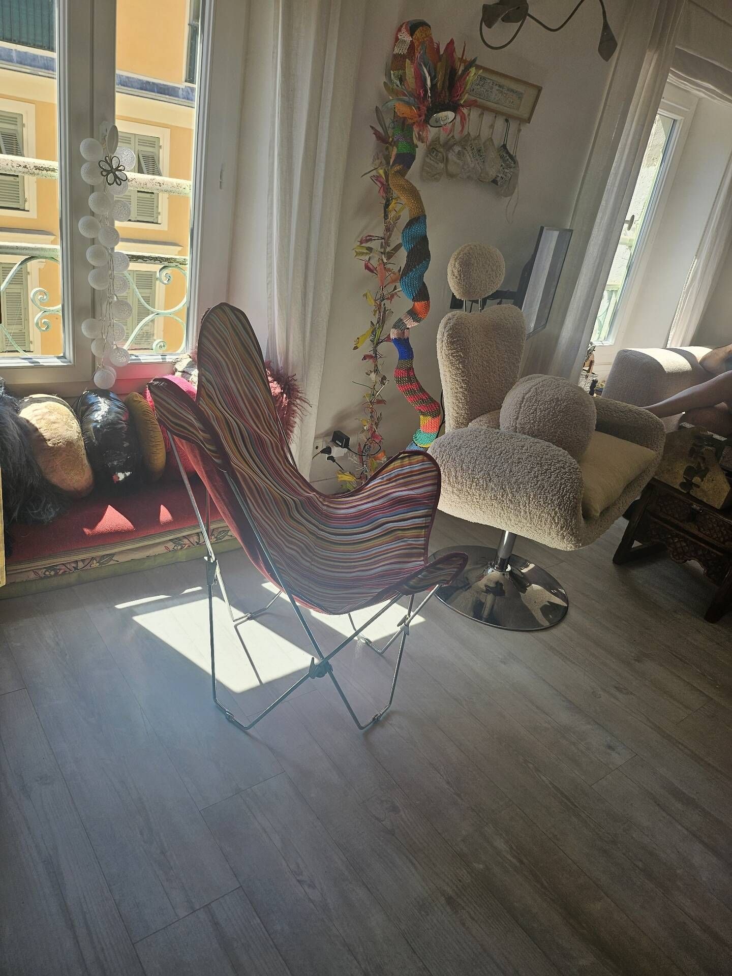Rare ! Fauteuil papillon  unique.