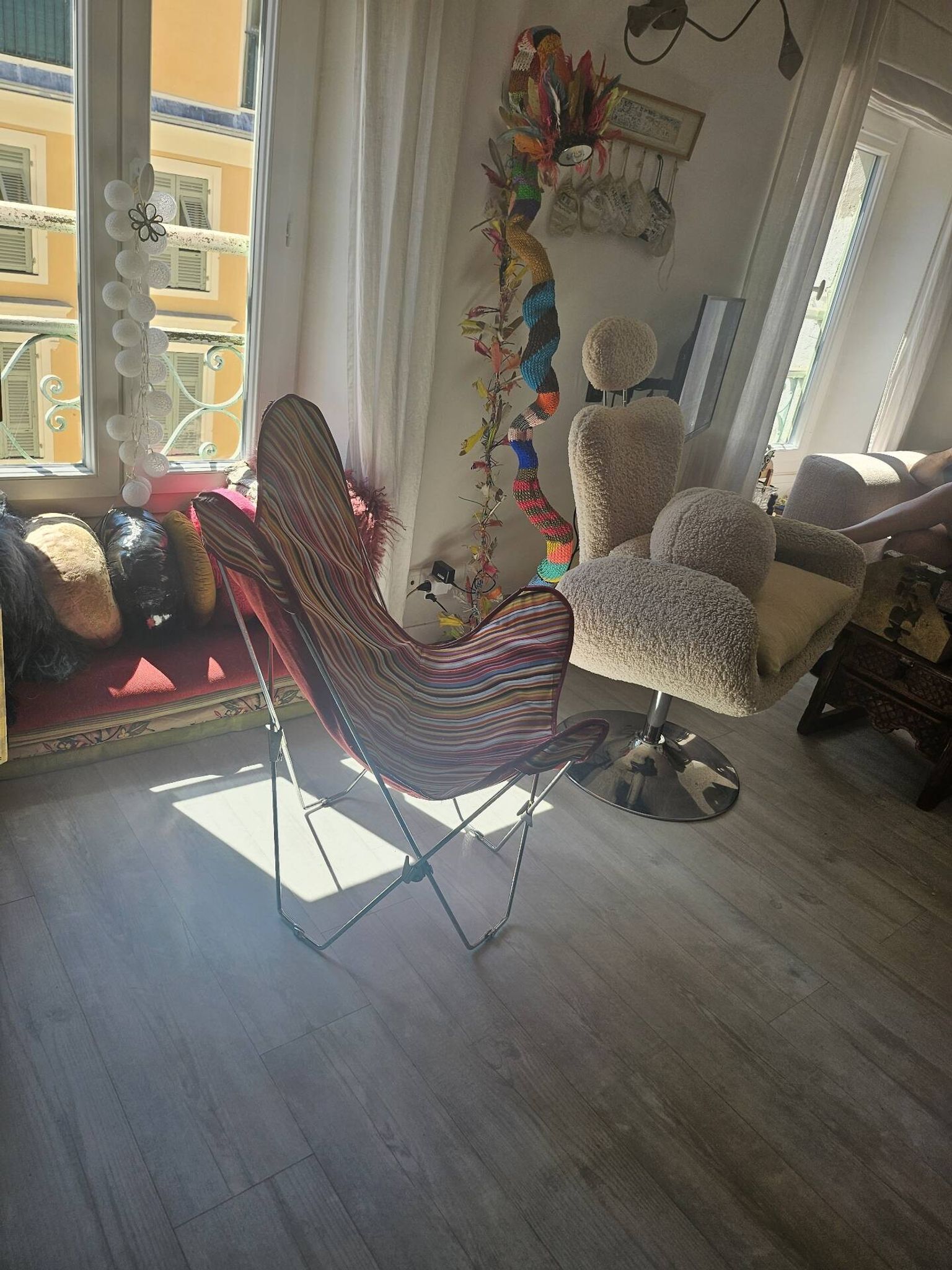 Rare! Unique butterfly chair.