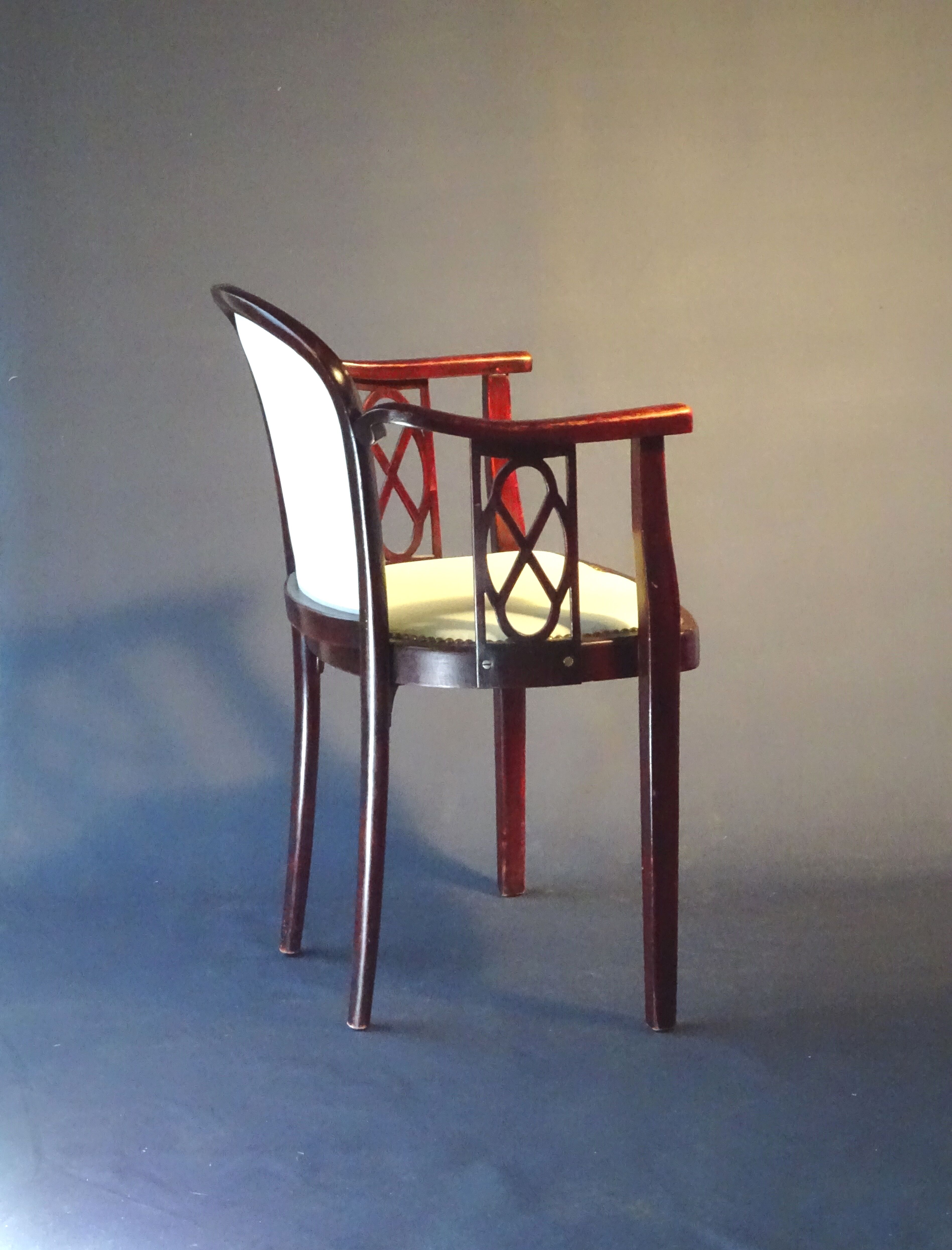 Armchair Thonet Art Deco No. 849 F 1925-30 school Prutscher