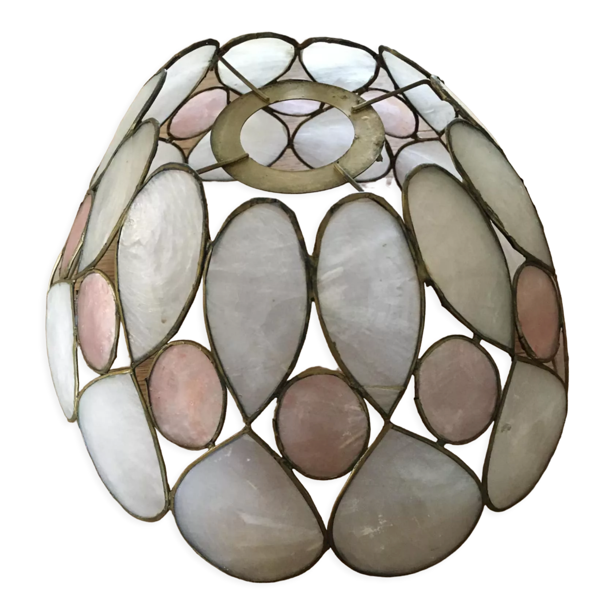 Lampshade in pink and grey iridescent mother-of-pearl
